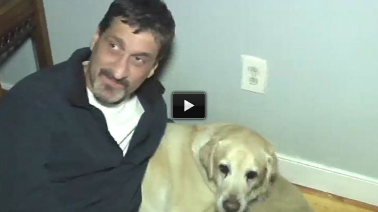 This blind man and his dog were kicked off a plane. What the passengers did next Will Blew Your Mind