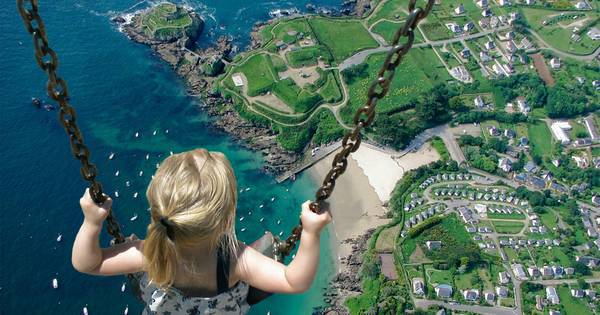 These 16 Unique Swings Give The Most Thrilling Views From Around World